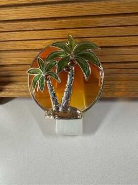 Bath & Body Works Palm Tree Sunset Nightlight - Green and Orange